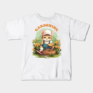 Cute cat doing gardening Kids T-Shirt